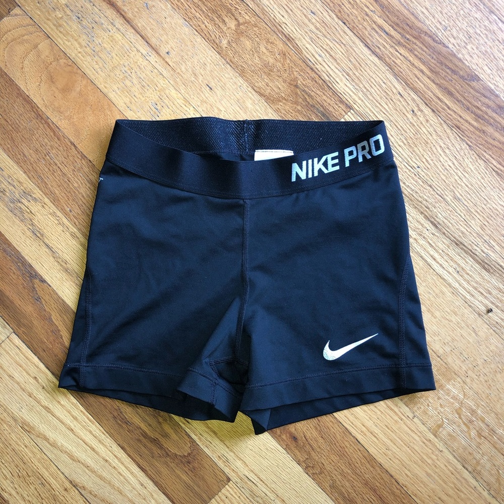 SOLD Nike pro spandex shorts